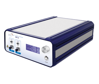 L’IQ-TLS est une source laser accordable au format benchtop. Très fine spectralement, elle couvre les bandes C et L avec des pas d’accordabilité de 0,01 pm. Très facile d’utilisation, elle peut également être contrôlée à distance via son port Ethernet ou USB.