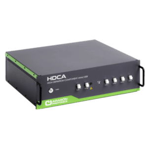 Le HDCA est pensé pour la R&D et les fabricants de composants passifs de nouvelle génération, de circuits intégrés photoniques (PIC), de résonateurs en anneau, de commutateurs sélectifs en longueur d'onde (WSS), de réseaux de Bragg en fibre (FBG) ou de tout composant de réseau Ultra-DWDM